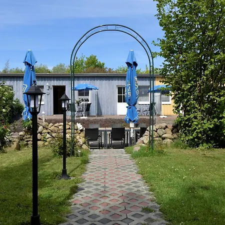 Cosy In Wiek With Garden Near The Sea * Wiek auf Ruegen